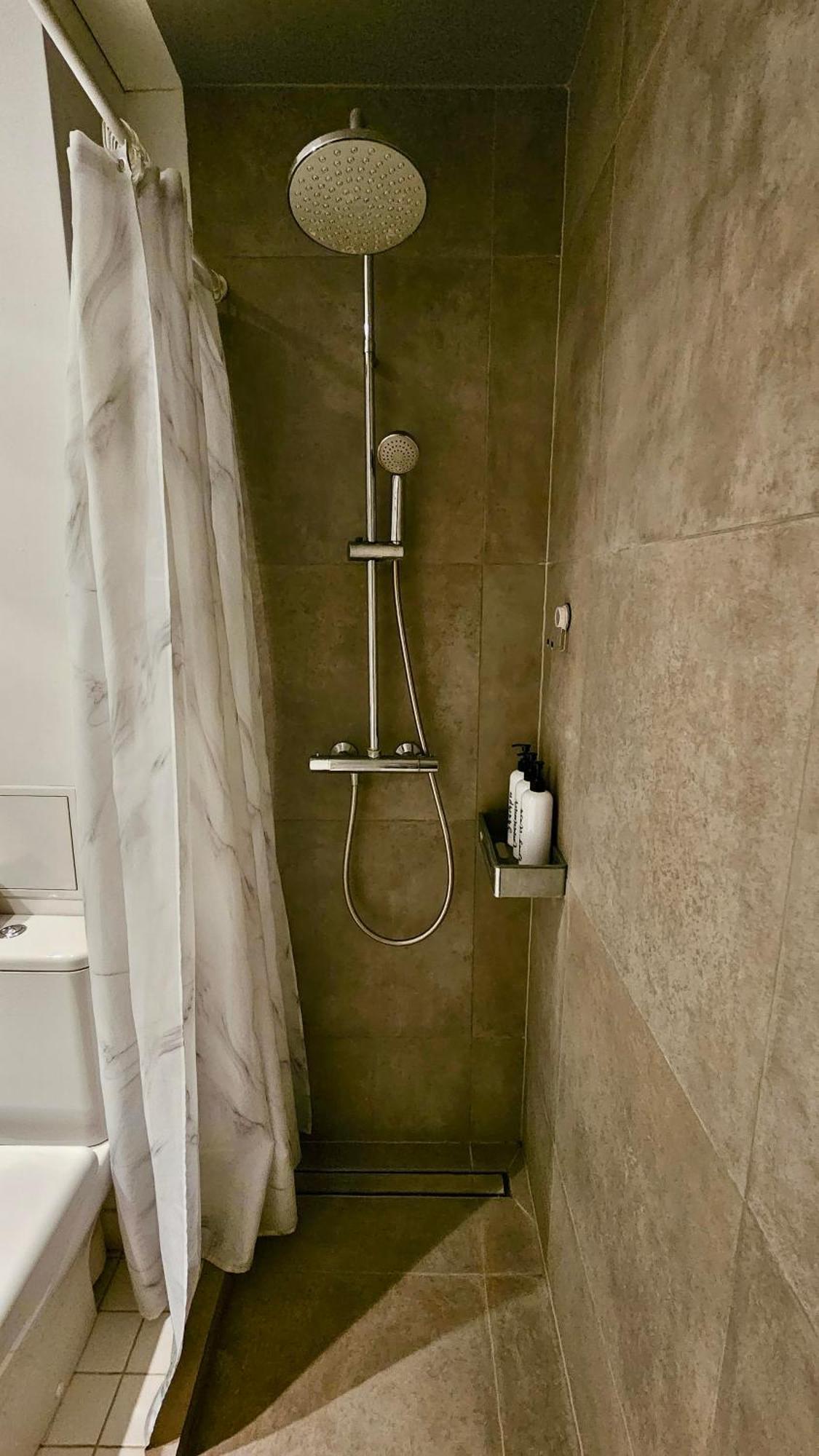 Zhouse Apartamentai Netoli Pc Akropolis Vilnius