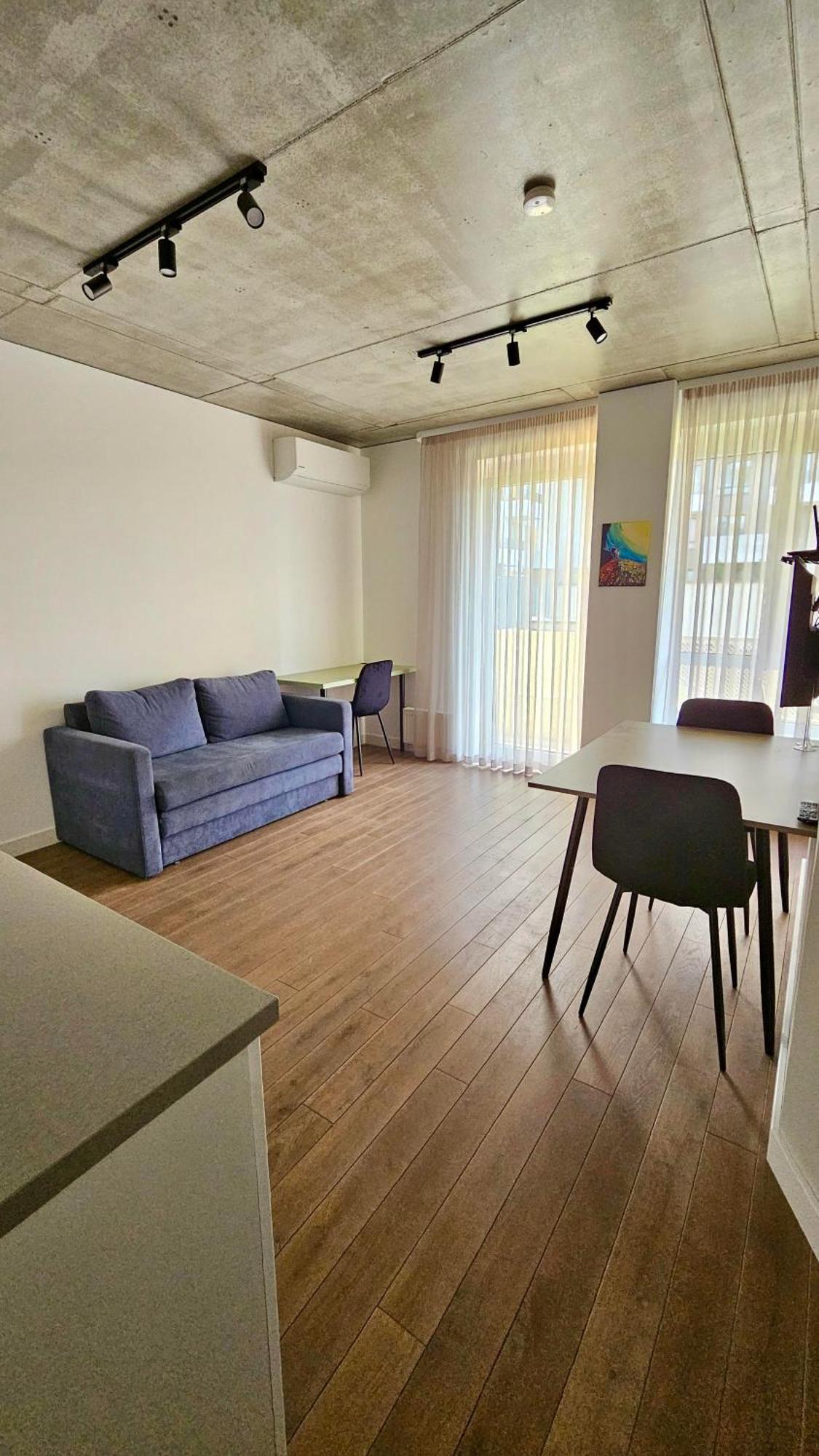Butas Zhouse Apartamentai Netoli Pc Akropolis